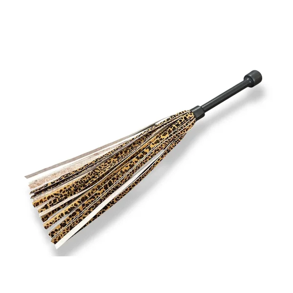 Dragontailz Intro Premium Fur Flogger
