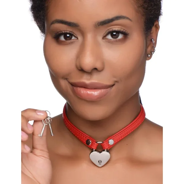 Heart Lock Leather Choker with Lock and Key – Red