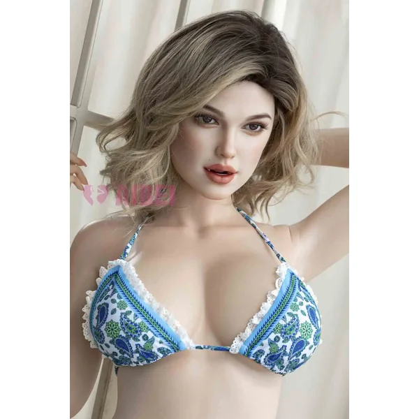 Isabella – 5’5” | 167cm Sex Doll