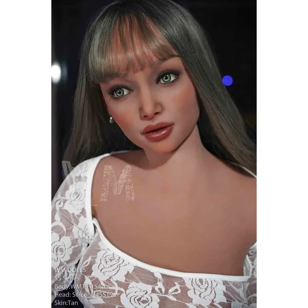 Julia – 5’1″ | 154cm Sex doll