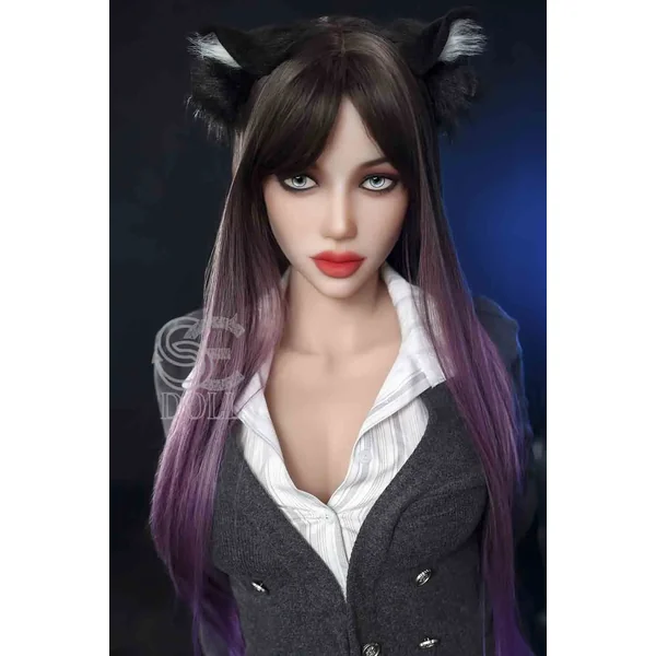 Maggie – 5’5″ | 168cm Sex Doll