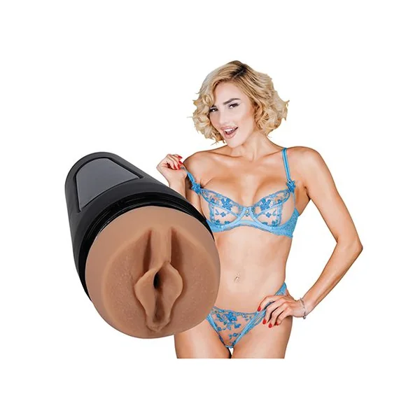 Main Squeeze Pussy Masturbator-Kenzie Anne