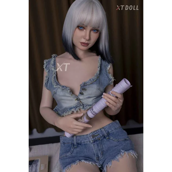 Natalie – 5’3″ | 161cm Sex Doll