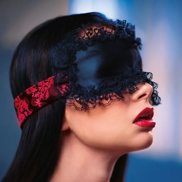 Scandal Ruffled Tie-Up Eye Mask
