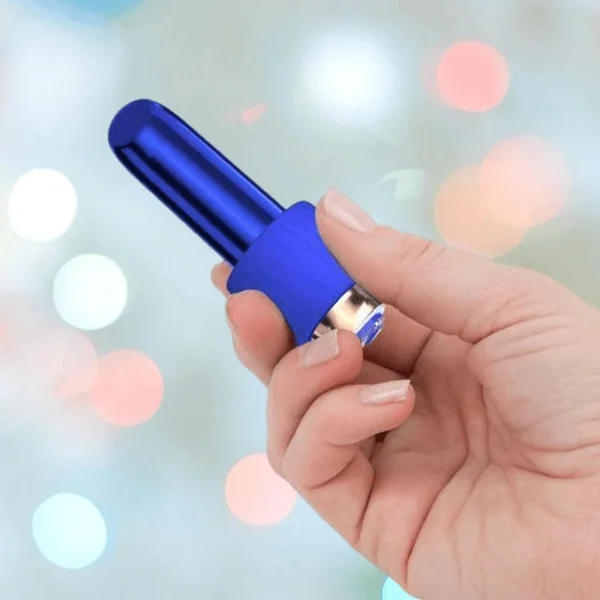 Swan Maximum Rechargeable Bullet - Blue