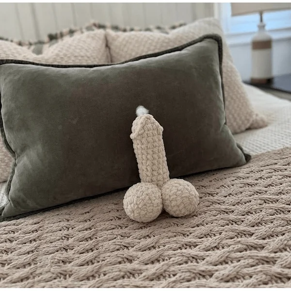 Toutou Pénis - Crocheted | Humorous Gifts for Adults