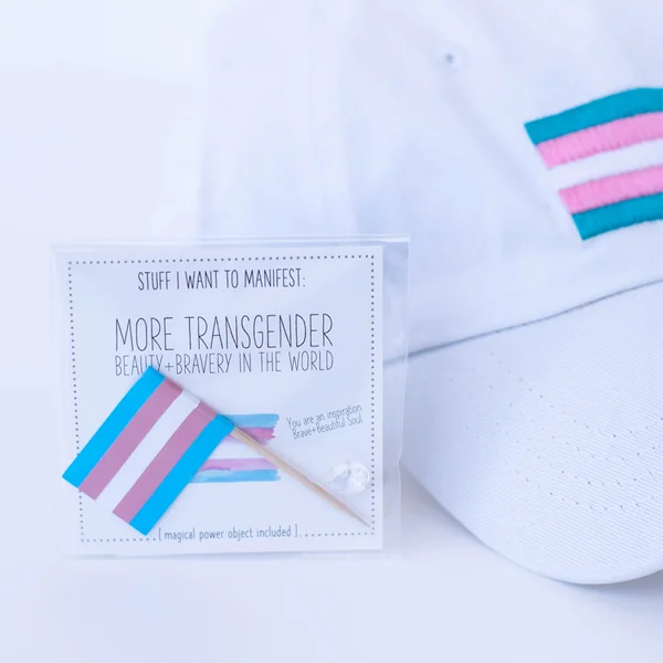 Warm Human – Mini Card Transgender Beauty
